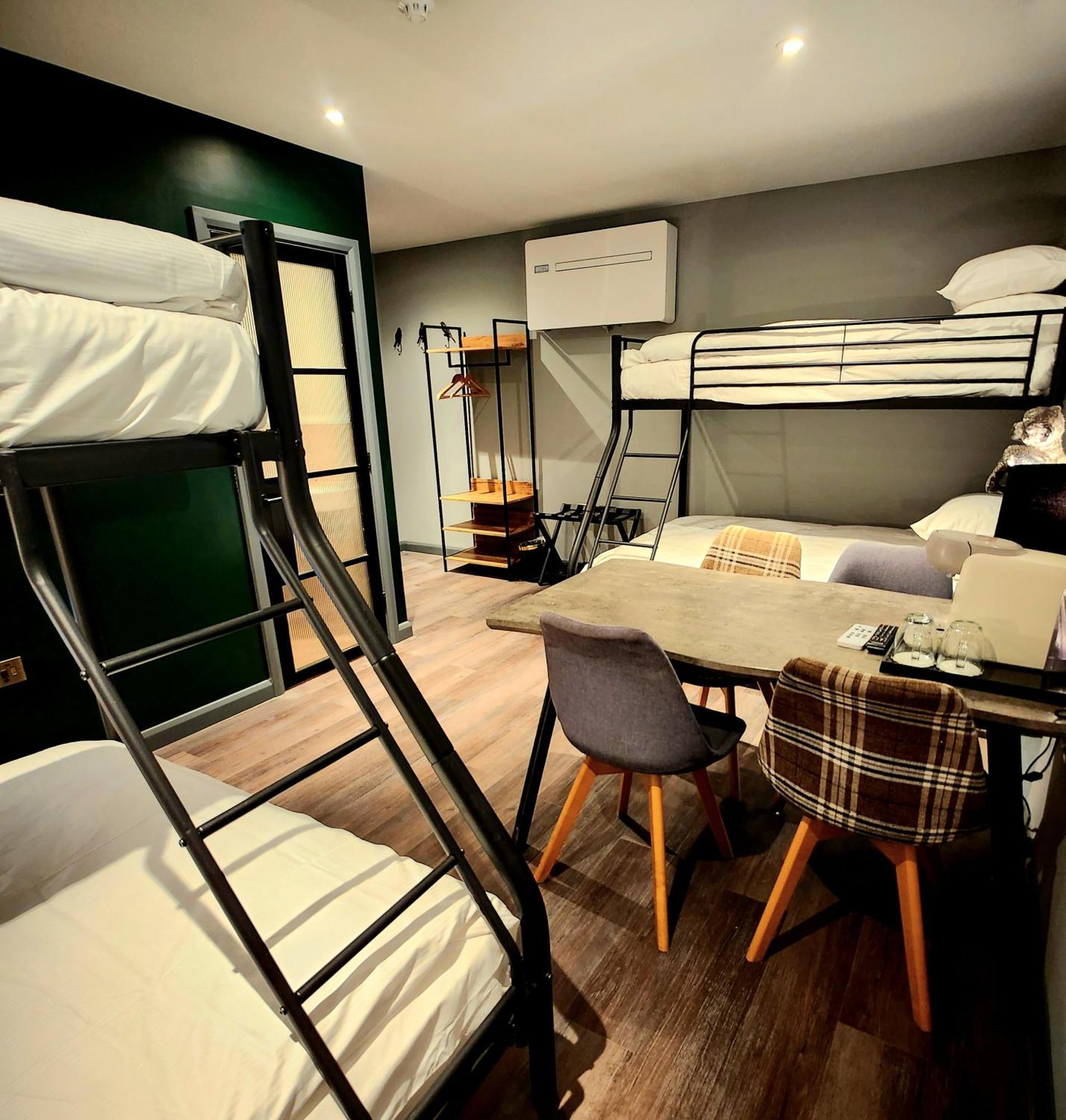 Pinnacle Suites Hotel Cowes  Exteriér fotografie