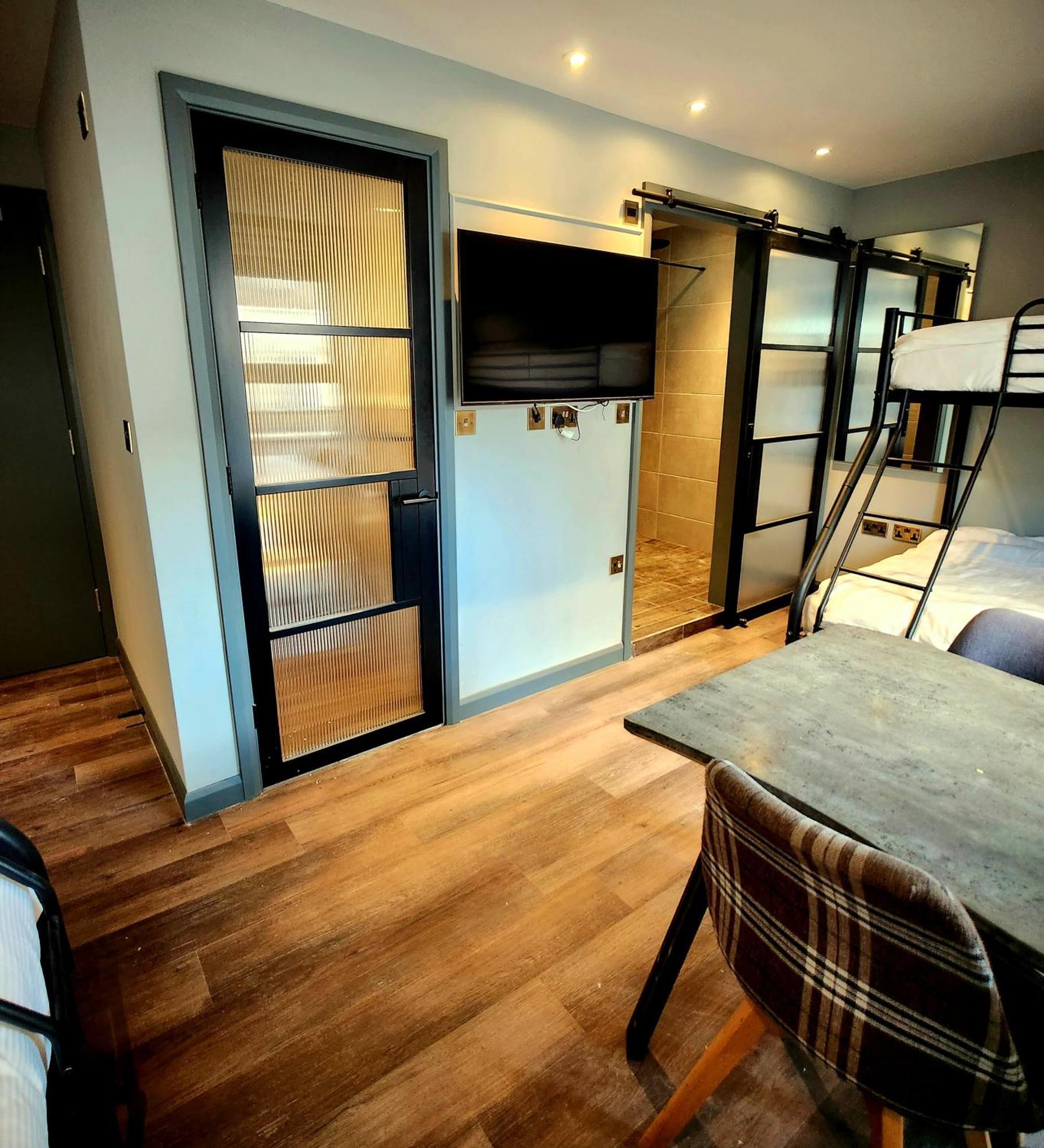 Pinnacle Suites Hotel Cowes  Exteriér fotografie