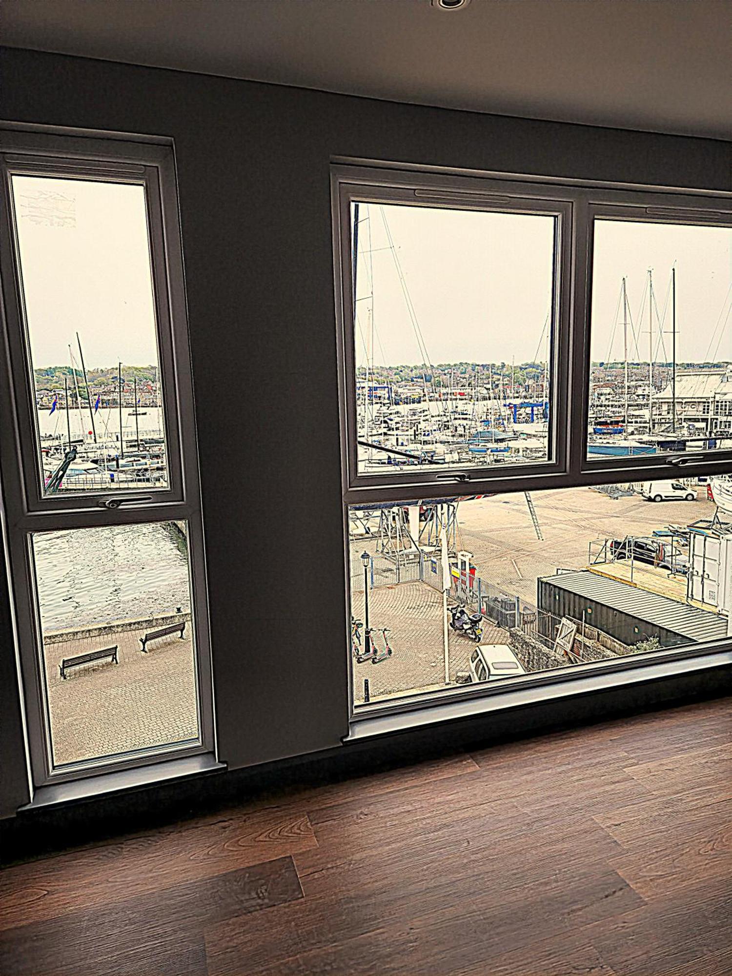 Pinnacle Suites Hotel Cowes  Exteriér fotografie